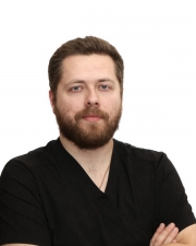 Стоматолог-хирург, имплантолог на Дубровке Абрамов Лев Константинович